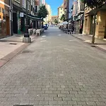 Gascona 26 - Pleno Centro, Muy Tranquilo, Parking Gratis En Mismo Edificio, Ascensor, Wifi Apartman Oviedo