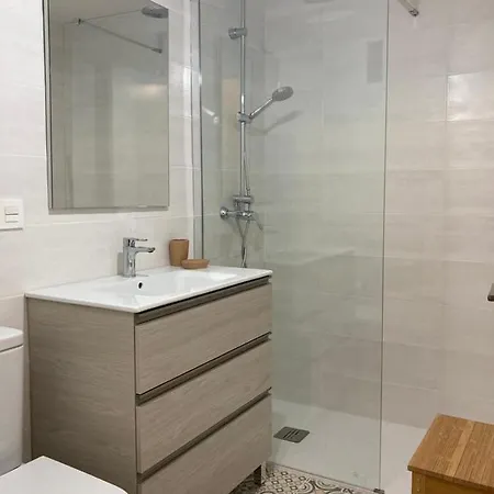 Lägenhet Gascona 26 - Pleno Centro, Muy Tranquilo, Parking Gratis En Mismo Edificio, Ascensor, Wifi Oviedo