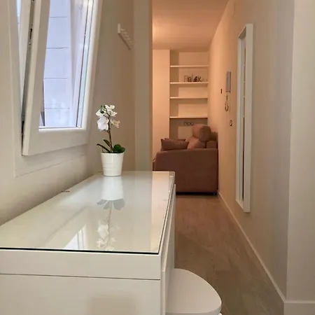 Gascona 26 - Pleno Centro, Muy Tranquilo, Parking Gratis En Mismo Edificio, Ascensor, Wifi *