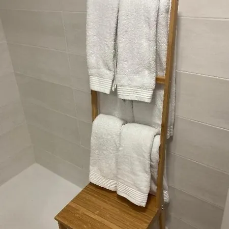 Apartamento Gascona 26 - Pleno Centro, Muy Tranquilo, Parking Gratis En Mismo Edificio, Ascensor, Wifi