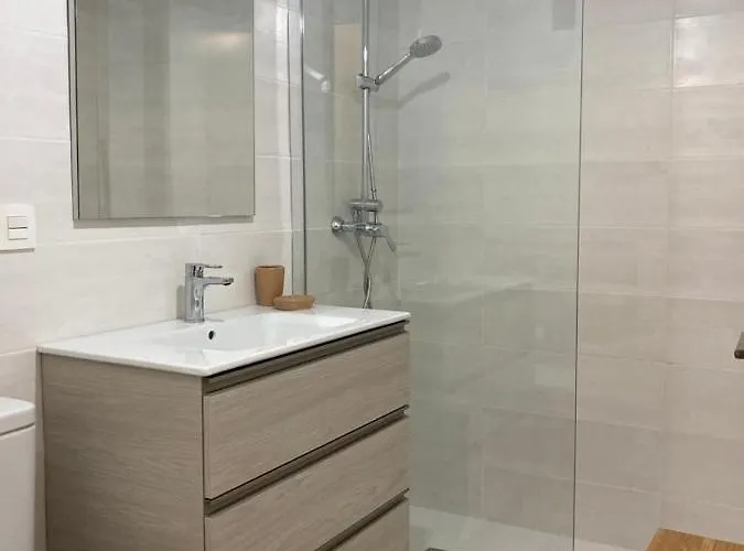 Apartment Gascona 26 - Pleno Centro, Muy Tranquilo, Parking Gratis En Mismo Edificio, Ascensor, Wifi Oviedo