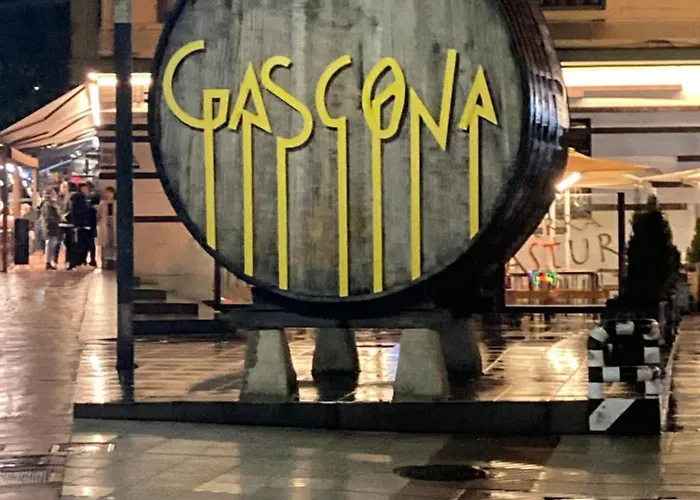 Gascona 26 - Pleno Centro, Muy Tranquilo, Parking Gratis En Mismo Edificio, Ascensor, Wifi Oviedo